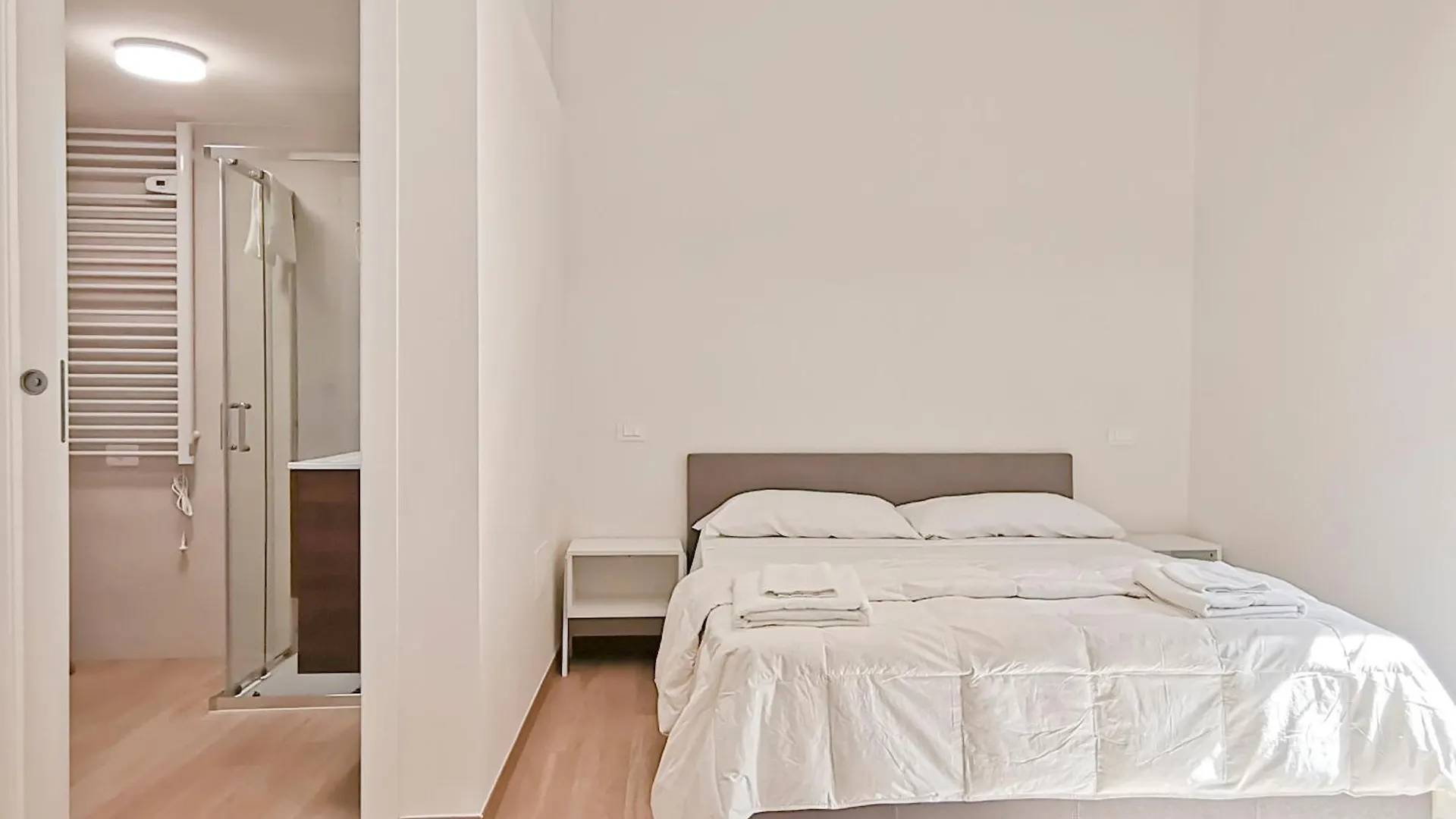 Fabulhouse Daire Bari 0*,  İtalya
